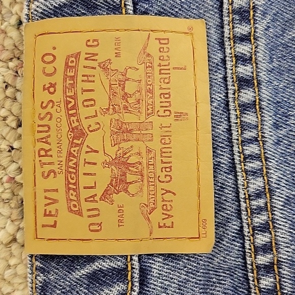 Levi's Womens Vintage Button Fly Denim Shorts Sz 11. 100% Cotton. Made In USA - Picture 3 of 5